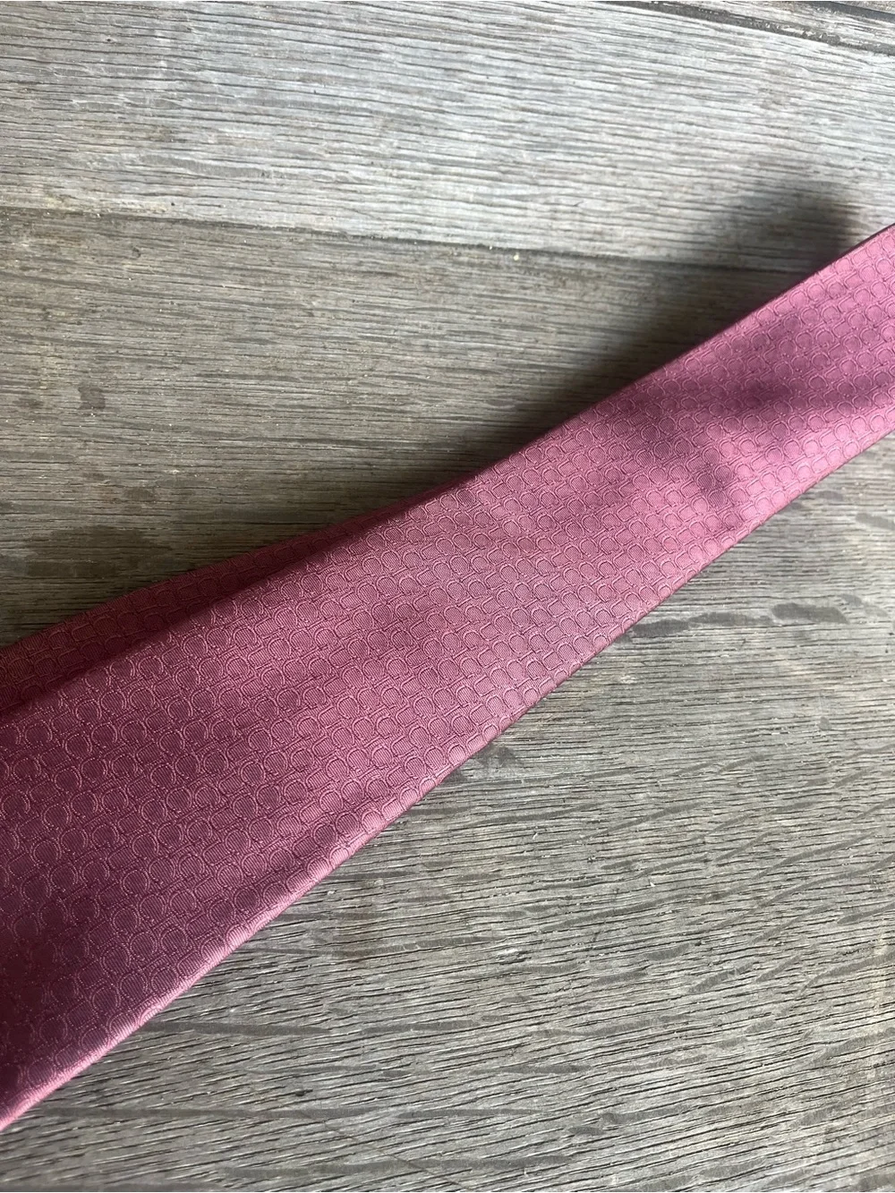 Gucci style Rose-Pink-plum tie  with Subtle Jacquard